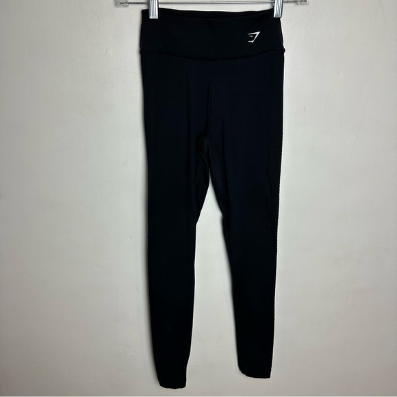 Gymshark Leggings Women's sz XS black Eyelet detail athleisure athletic gym - Picture 1 of 10